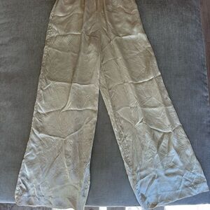 House of Harlow Elegant Cream Satin Pants